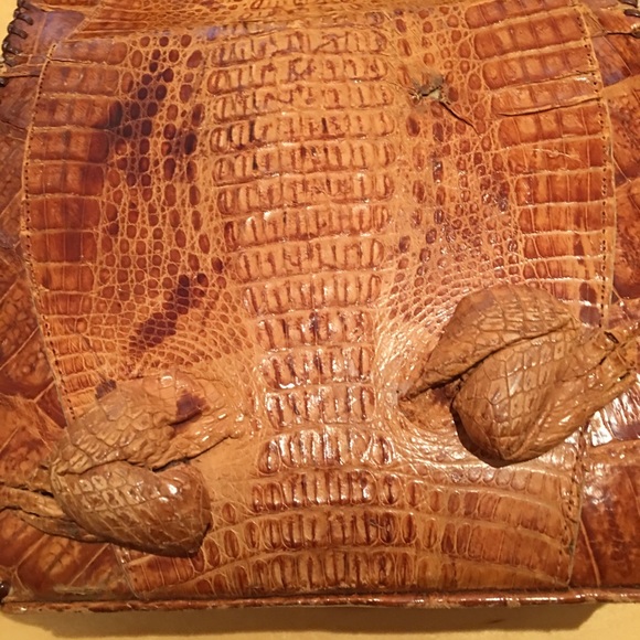 Croc handbag - Picture 7 of 8